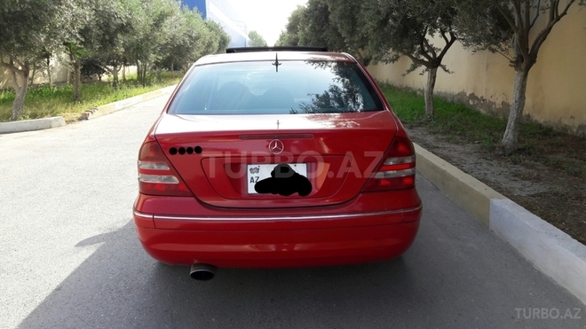 Mercedes C 180 2004, 260,000 km - 1.8 l - Bakı