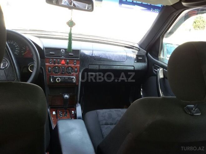 Mercedes C 220 1999, 31,270 km - 2.2 l - Bakı