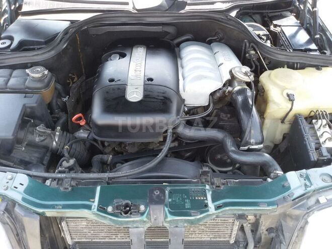 Mercedes C 220 1999, 31,270 km - 2.2 l - Bakı