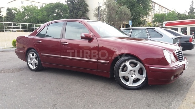 Mercedes E 280 2001, 22,000 km - 2.8 l - Bakı