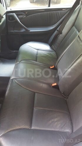 Mercedes E 280 2000, 191,000 km - 2.8 l - Bakı