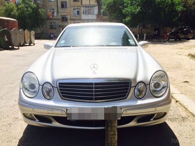 Mercedes E 220 2006, 214,000 km - 2.2 l - Bakı