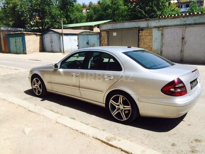 Mercedes E 220 2006, 214,000 km - 2.2 l - Bakı
