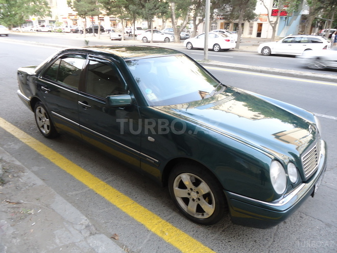 Mercedes E 280 1997, 126,754 km - 2.8 l - Bakı