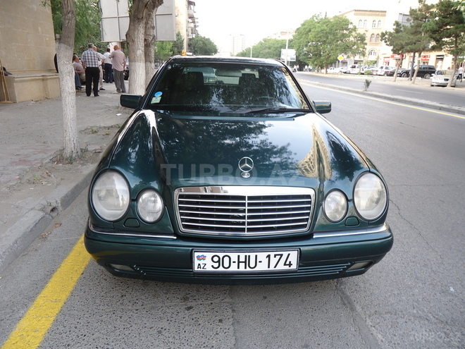 Mercedes E 280 1997, 126,754 km - 2.8 l - Bakı