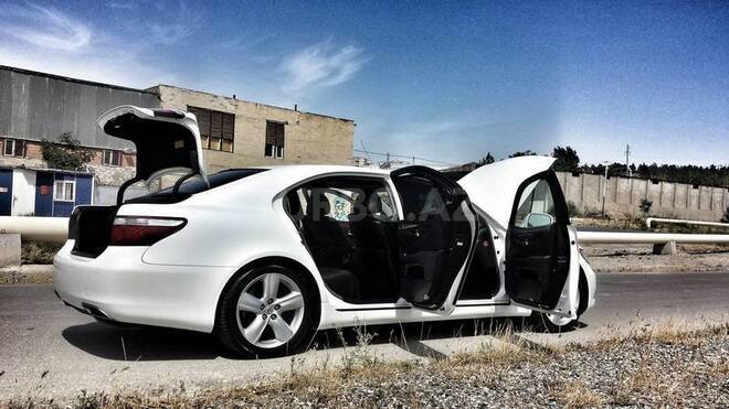 Lexus LS 460 2007, 143,000 km - 4.6 л - Bakı