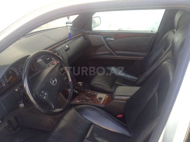 Mercedes E 280 2000, 165,000 km - 2.8 l - Bakı