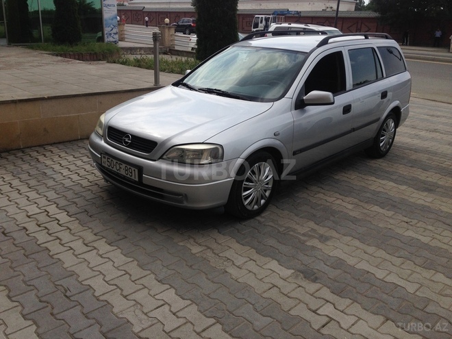 Opel Astra 1999, 303,085 km - 1.6 l - Quba