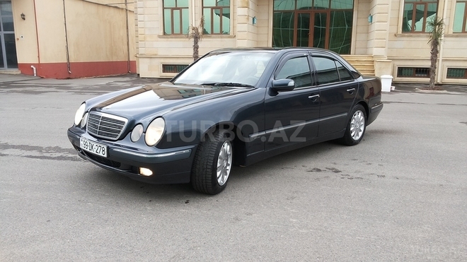 Mercedes E 270 2001, 250,000 km - 2.7 л - İmişli