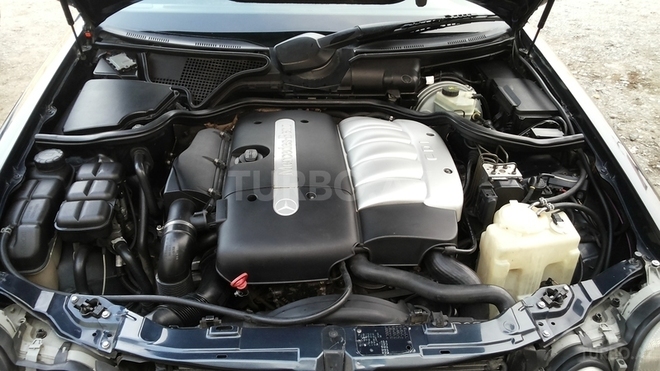 Mercedes E 270 2001, 250,000 km - 2.7 л - İmişli