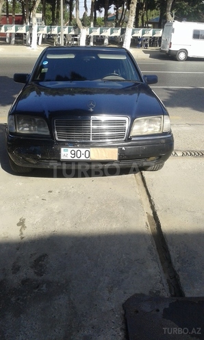 Mercedes C 220 1995, 230,000 km - 2.2 l - Bakı