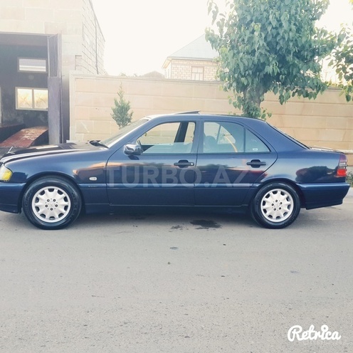 Mercedes C 180 1997, 300,000 km - 1.8 л - Bakı