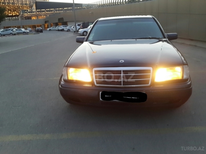 Mercedes C 250 1996, 335,000 km - 2.5 l - Bakı