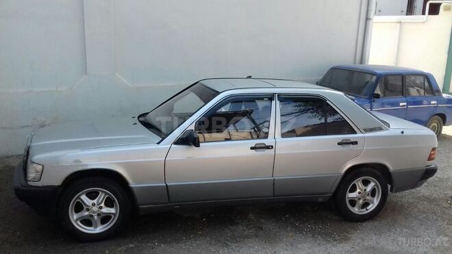 Mercedes 190 1991, 2,502,563 km - 1.8 л - Bakı