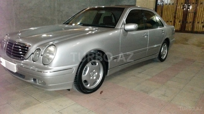 Mercedes E 200 2000, 25,000 km - 2.0 l - Kürdəmir