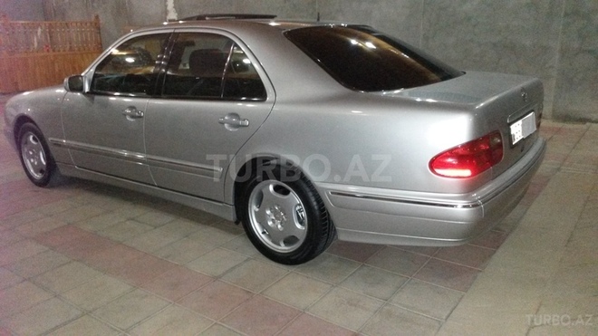 Mercedes E 200 2000, 25,000 km - 2.0 l - Kürdəmir