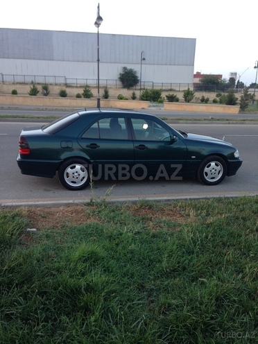 Mercedes C 180 1997, 423,000 km - 1.8 l - Bakı
