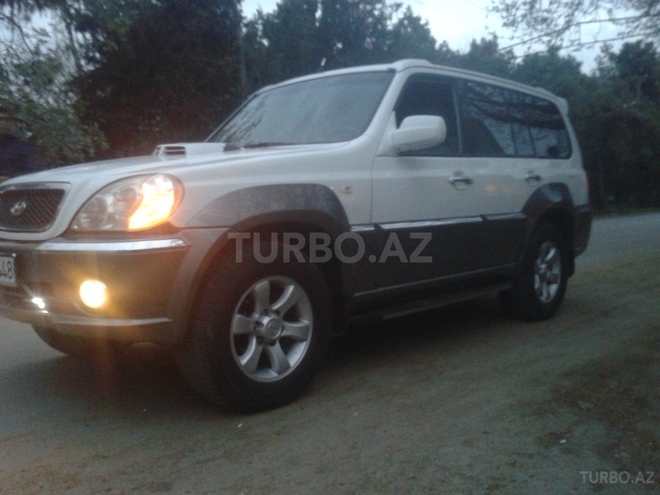 Hyundai Terracan 2003, 145,000 km - 3.5 l - Tovuz