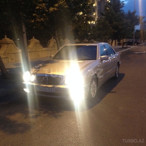 Mercedes E 280 2000, 165,000 km - 2.8 l - Bakı