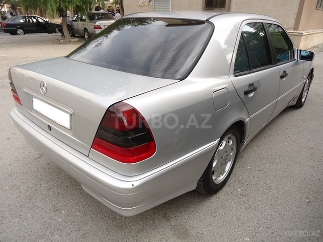 Mercedes C 240 1997, 126,777 km - 2.4 l - Bakı