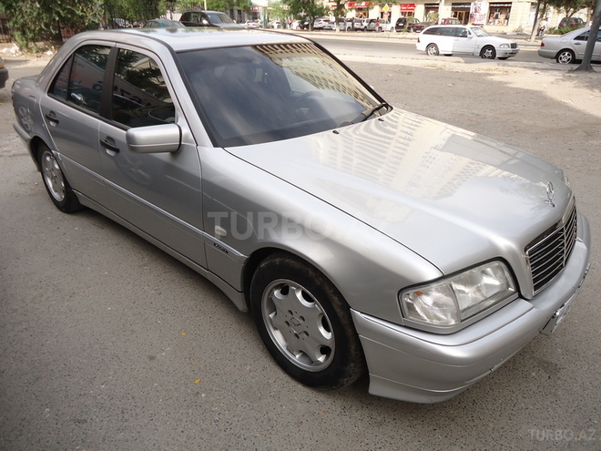 Mercedes C 240 1997, 126,777 km - 2.4 l - Bakı