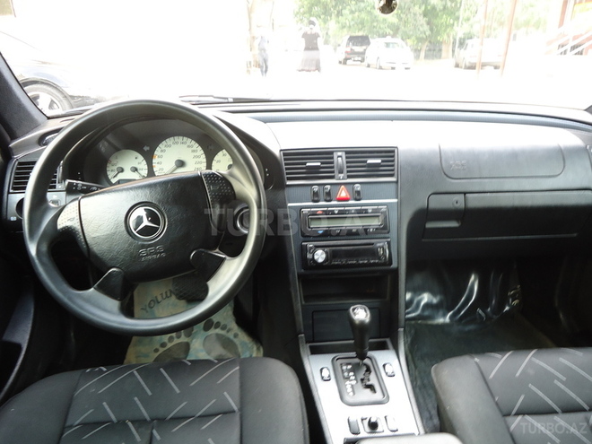 Mercedes C 240 1997, 126,777 km - 2.4 l - Bakı