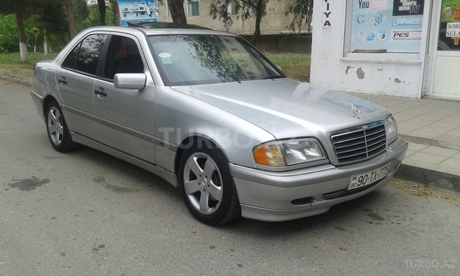 Mercedes C 230 2000, 175,000 km - 2.3 l - Sumqayıt