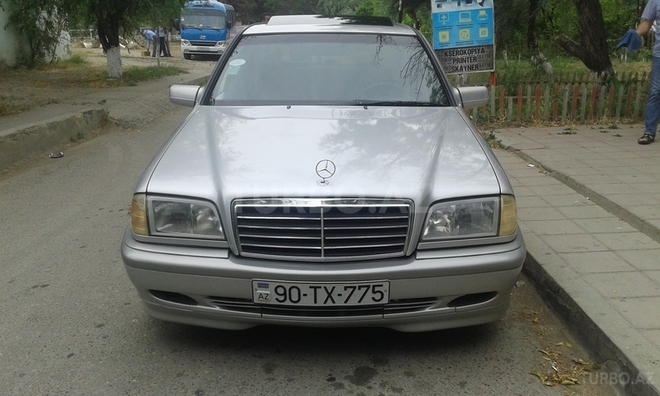 Mercedes C 230 2000, 175,000 km - 2.3 l - Sumqayıt