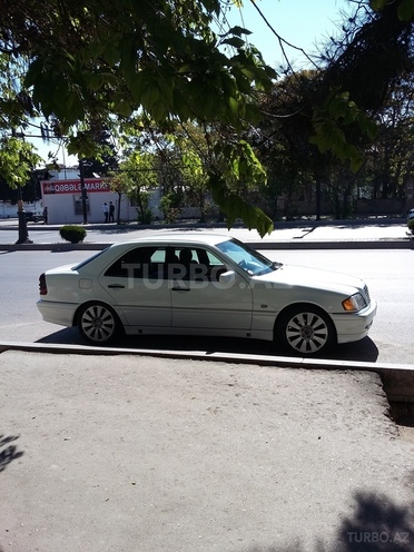 Mercedes C 240 1997, 280,000 km - 2.4 l - Bakı