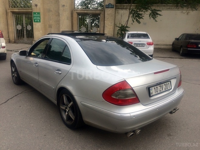 Mercedes E 200 2002, 250,000 km - 2.0 л - Bakı