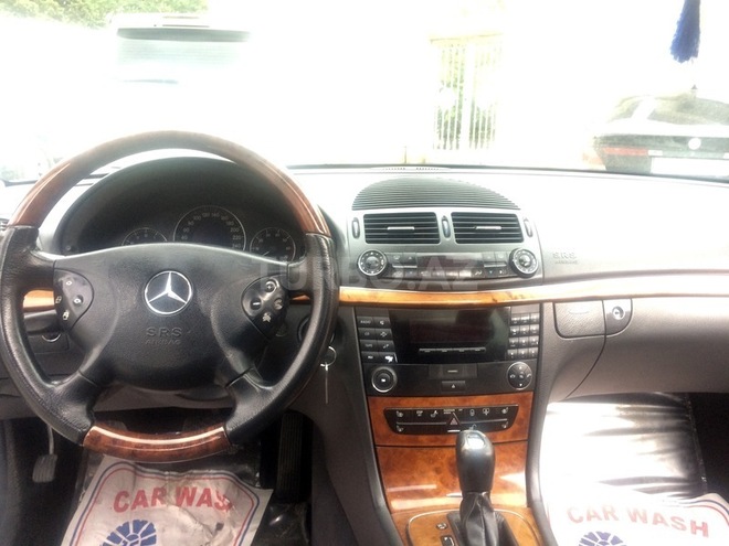 Mercedes E 200 2002, 250,000 km - 2.0 л - Bakı