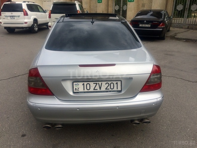 Mercedes E 200 2002, 250,000 km - 2.0 л - Bakı