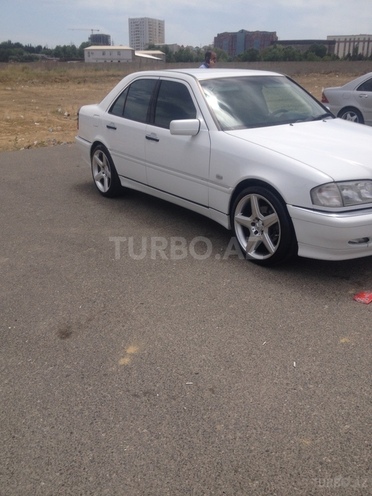 Mercedes C 240 1999, 128,000 km - 2.4 л - Bakı
