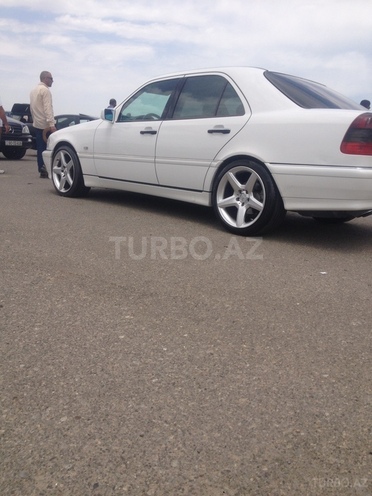 Mercedes C 240 1999, 128,000 km - 2.4 л - Bakı