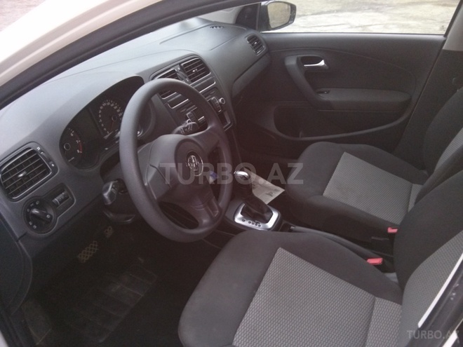 Volkswagen Polo 2012, 50,000 km - 1.4 l - Bakı