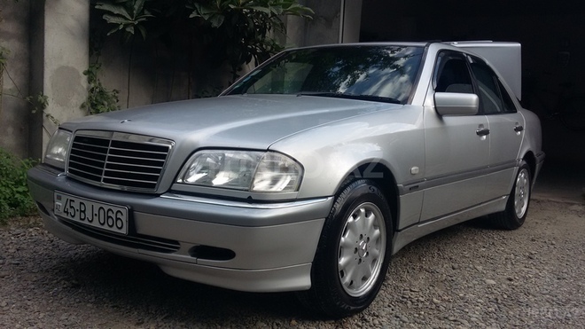 Mercedes C 180 1999, 233,000 km - 1.8 л - Mingəçevir