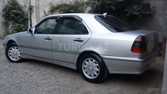 Mercedes C 180 1999, 233,000 km - 1.8 л - Mingəçevir