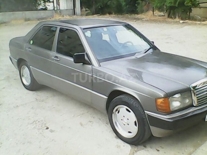 Mercedes 190 1990, 393,000 km - 2.0 l - Bakı