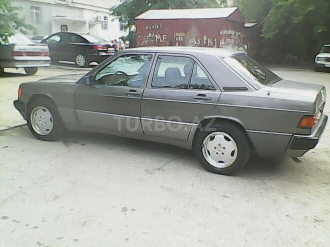 Mercedes 190 1990, 393,000 km - 2.0 l - Bakı