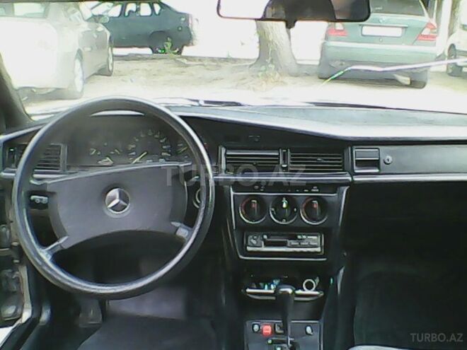 Mercedes 190 1990, 393,000 km - 2.0 l - Bakı
