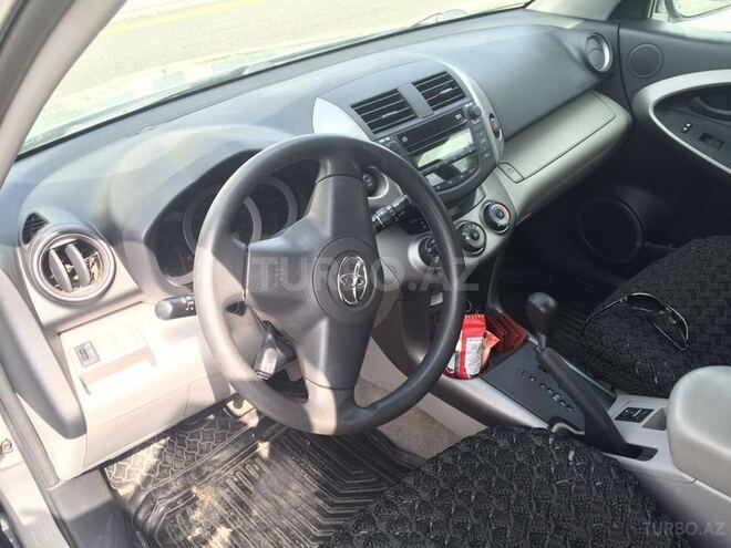 Toyota RAV4 2008, 98,000 km - 2.4 l - Zaqatala