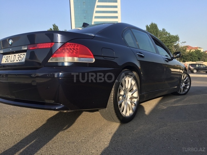 BMW 750 2004, 210,000 km - 4.8 л - Bakı