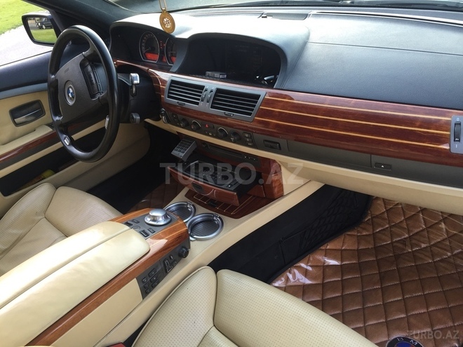 BMW 750 2004, 210,000 km - 4.8 л - Bakı