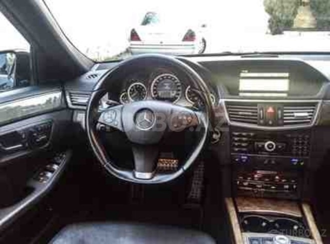 Mercedes E 350 2010, 150,000 km - 3.5 l - Bakı