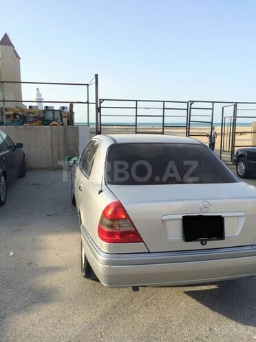 Mercedes C 180 1995, 220,000 km - 1.8 l - Bakı