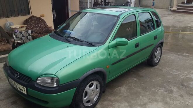 Opel Corsa 1998, 180,000 km - 1.4 l - Bakı