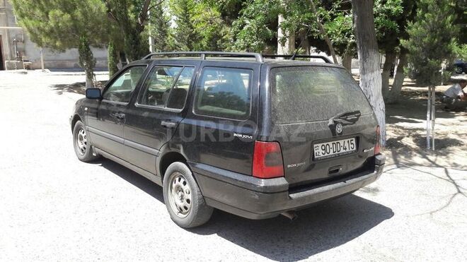 Volkswagen Golf 1998, 210,000 km - 1.8 l - Sumqayıt