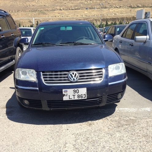 Volkswagen Passat 2004, 191,209 km - 1.8 л - Sumqayıt