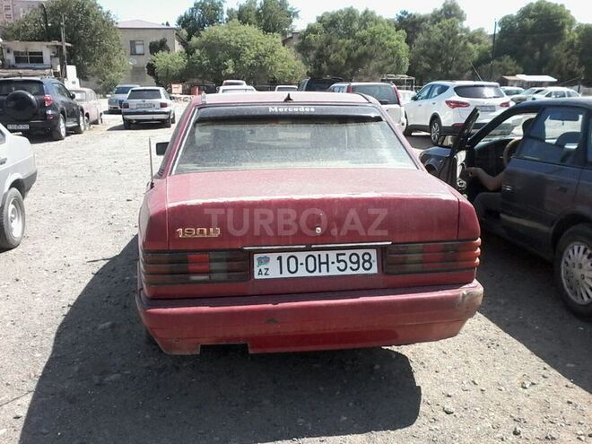 Mercedes 190 1988, 250,000 km - 2.0 l - Sumqayıt