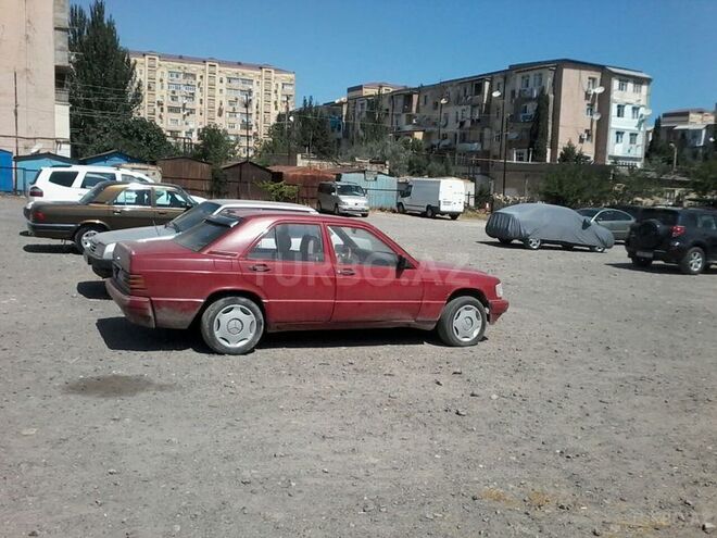 Mercedes 190 1988, 250,000 km - 2.0 l - Sumqayıt